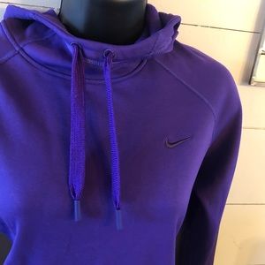 Women’s Nike Therma-Fit hoodie, sz M